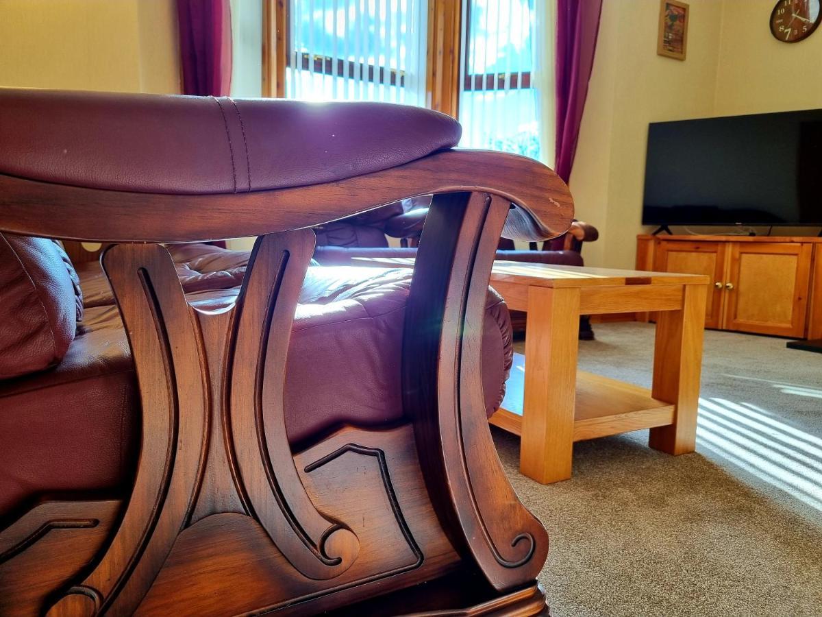 Inverness City 3 Bedroom House Free Parking 외부 사진